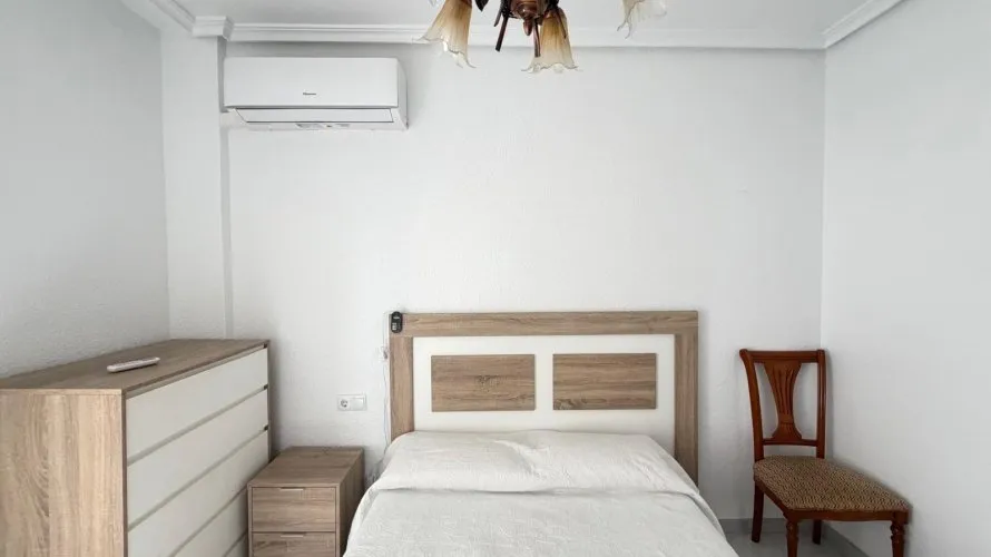 Apartamento de 3 dormitorios en Torrevieja, España No. 529 № 10