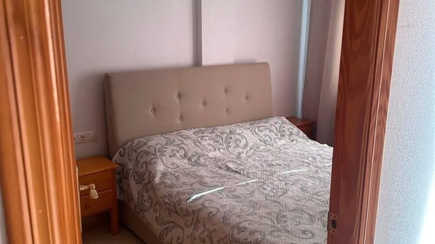 Apartamento de 2 dormitorios en Torrevieja, España No. 525 № 13