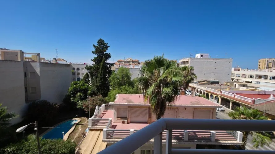 Apartamento de 1 dormitorio en Torrevieja, España No. 532 № 11