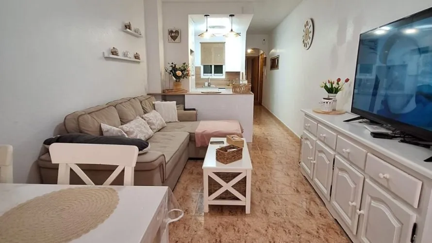 Apartamento de 1 dormitorio en Torrevieja, España No. 552 № 23