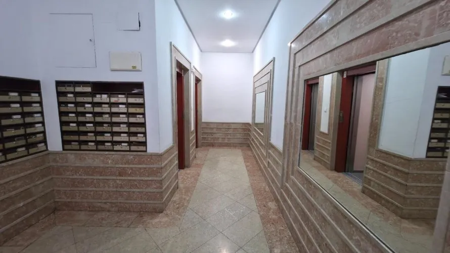 Apartamento de 1 dormitorio en Torrevieja, España No. 532