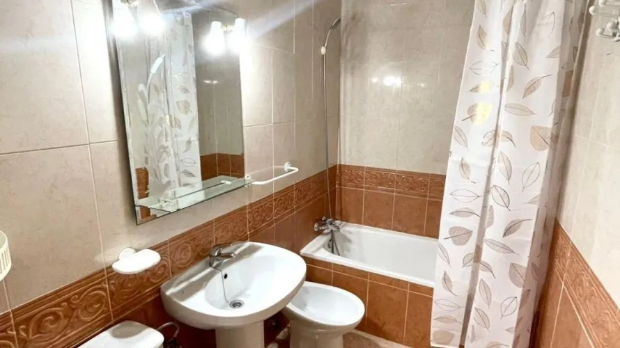 Apartamento de 1 dormitorio en Torrevieja, España No. 440 № 3