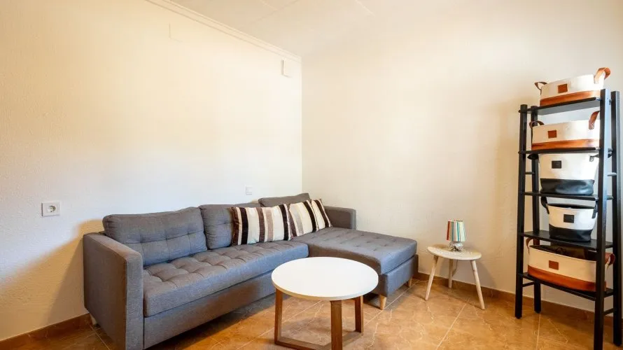 Apartamento de 60m² en Torrevieja, España No. 520 № 2