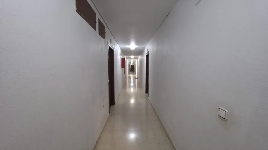 Apartamento de 3 dormitorios en Torrevieja, España No. 535 № 24