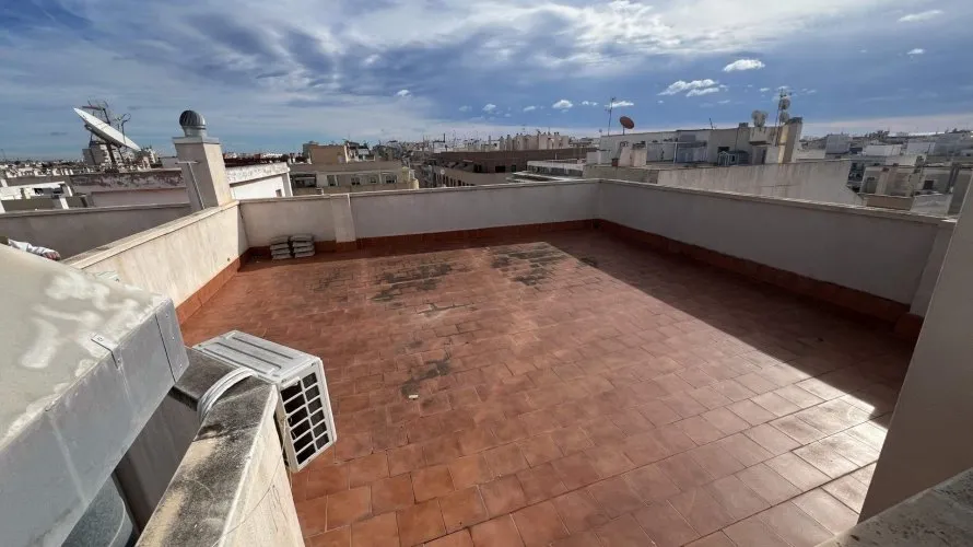 Ático de 75m² en Torrevieja, España No. 469 № 2