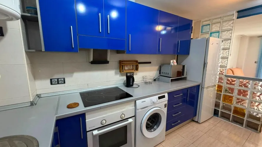 Apartamento de 2 dormitorios en Torrevieja, España No. 511 № 1
