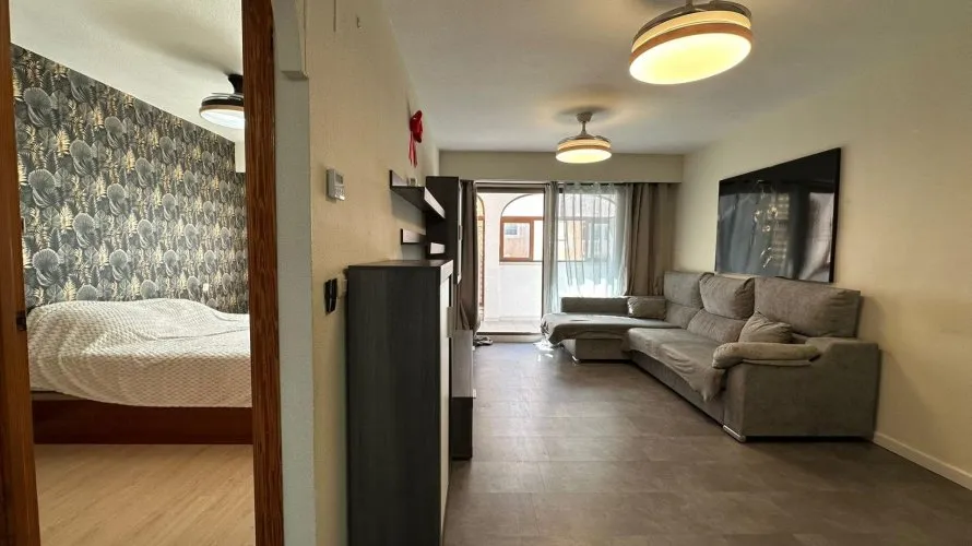 Apartamento de 3 dormitorios en Torrevieja, España No. 443 № 4