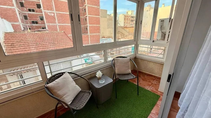 Apartamento de 2 dormitorios en Torrevieja, España No. 375 № 7