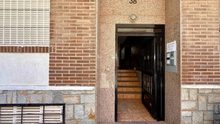 Apartamento de 2 dormitorios en Torrevieja, España No. 495 № 1