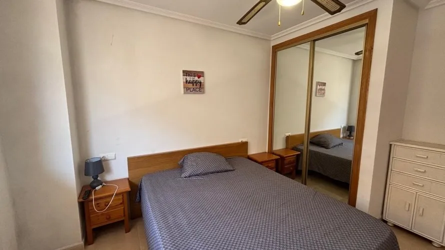 Apartamento de 2 dormitorios en Torrevieja, España No. 500 № 5