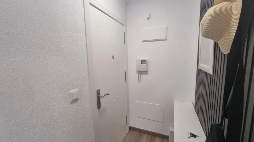 Apartamento de 1 dormitorio en Torrevieja, España No. 339 № 27