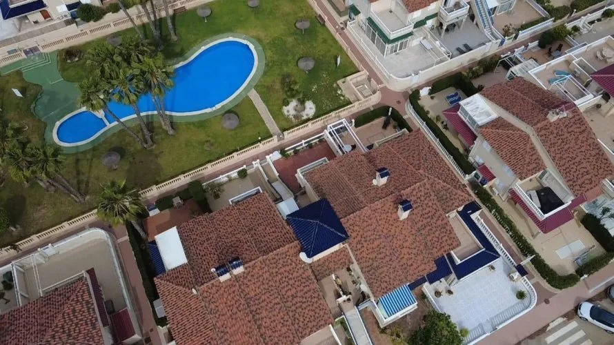 Bungalow de 58m² en Torrevieja, España No. 385 № 1
