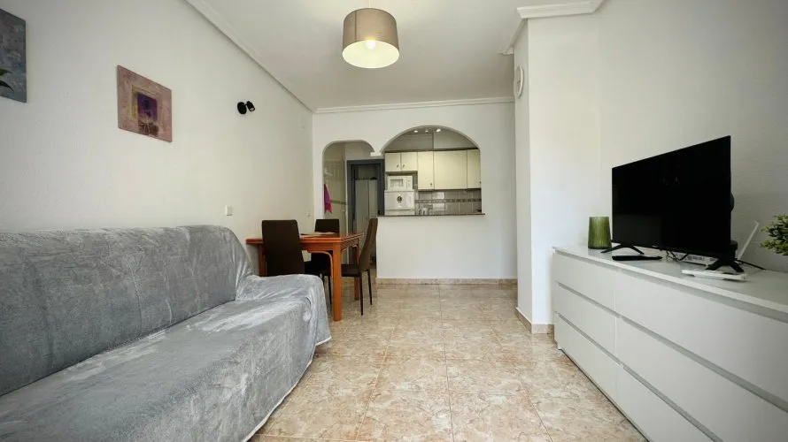 Apartamento de 1 dormitorio en Torrevieja, España No. 530 № 11
