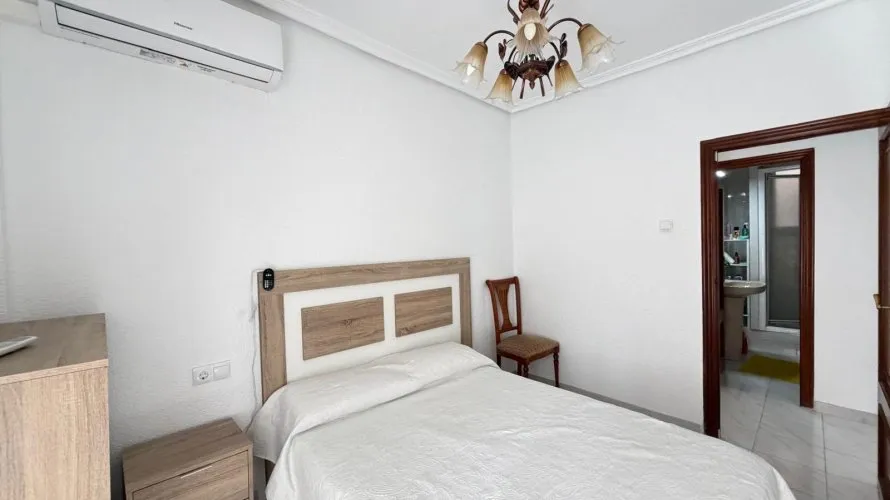 Apartamento de 3 dormitorios en Torrevieja, España No. 529 № 9