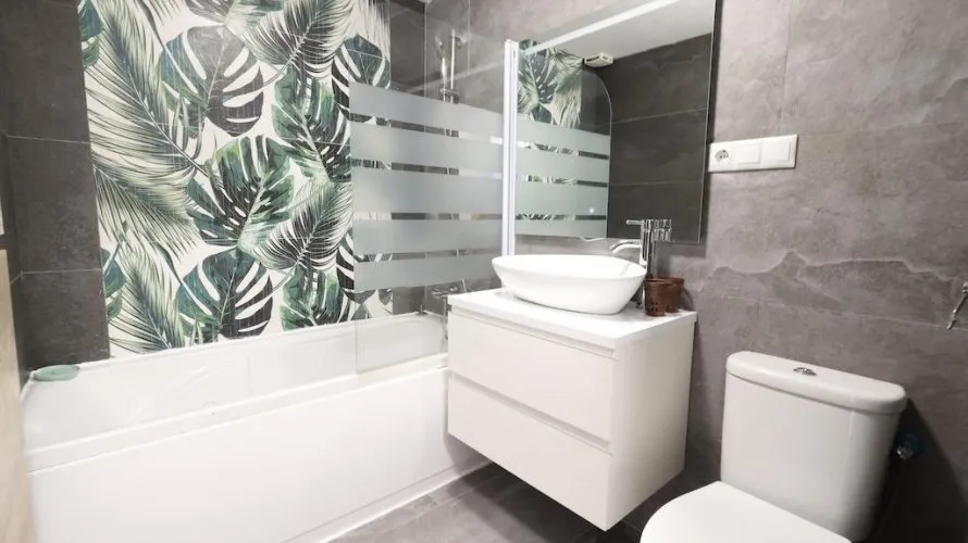 Apartamento de 3 dormitorios en Torrevieja, España No. 357 № 5