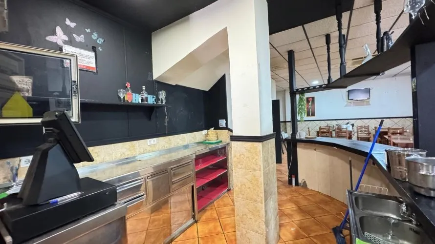 Propiedad comercial de 159m² en Torrevieja, España No. 384 № 6
