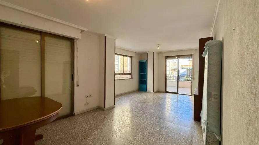 Apartamento de 3 dormitorios en Torrevieja, España No. 417 № 19