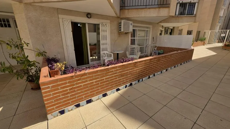 Apartamento de 1 dormitorio en Torrevieja, España No. 518 № 14