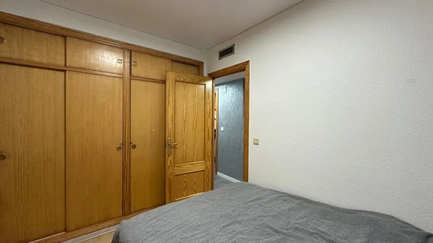 Apartamento de 3 dormitorios en Torrevieja, España No. 443 № 17
