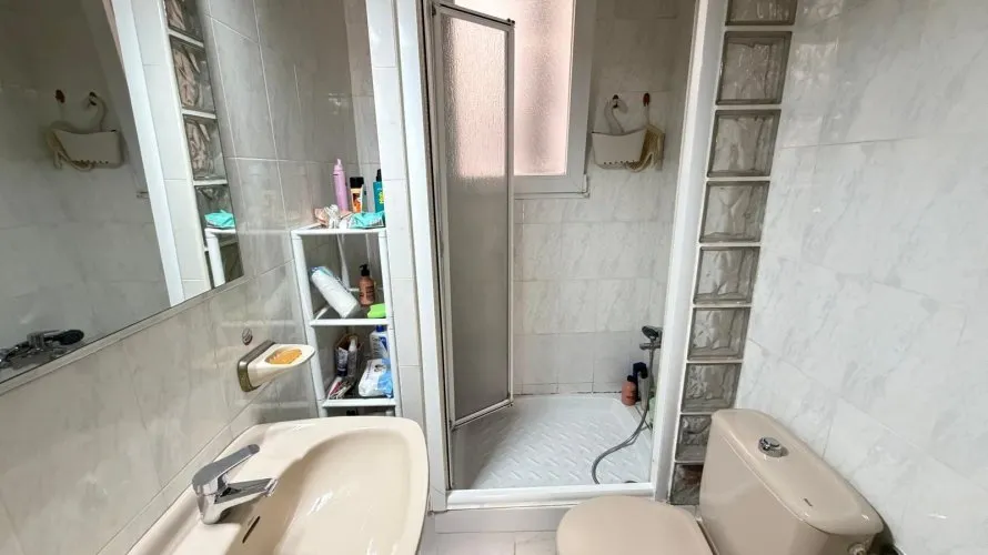Apartamento de 3 dormitorios en Torrevieja, España No. 529 № 4