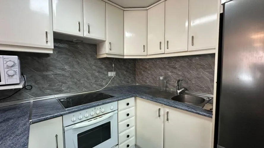 Apartamento de 3 dormitorios en Torrevieja, España No. 443 № 12