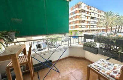 Apartamento de 2 dormitorios en Torrevieja, España No. 392