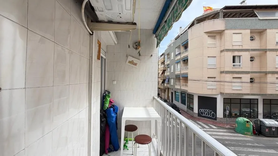 Apartamento de 3 dormitorios en Torrevieja, España No. 529 № 23