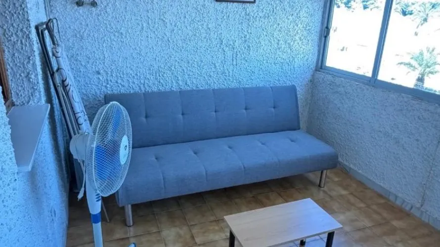 Apartamento de 1 dormitorio en Torrevieja, España No. 516 № 2