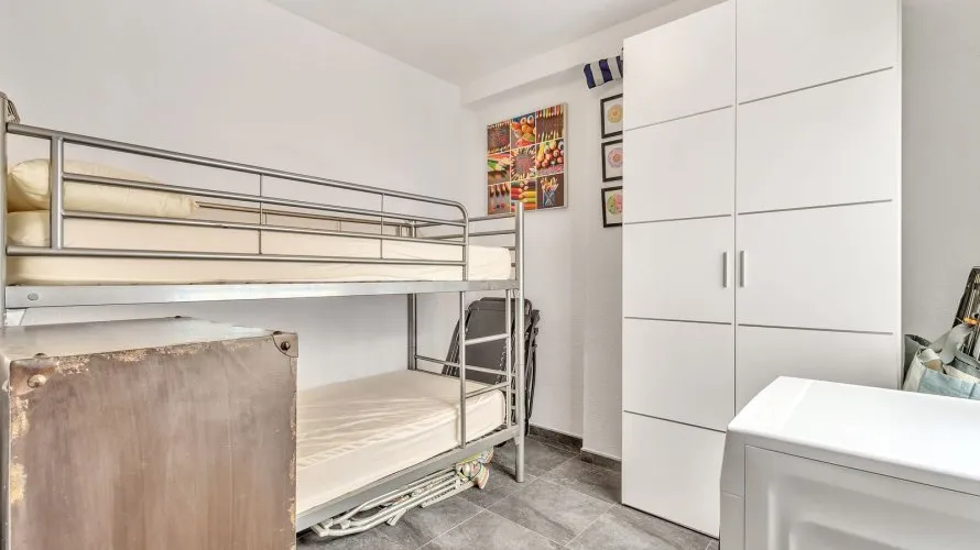 Apartamento de 83m² en Torrevieja, España No. 353 № 9
