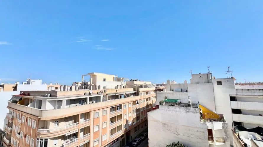 Ático de 1 dormitorio en Torrevieja, España No. 449 № 11
