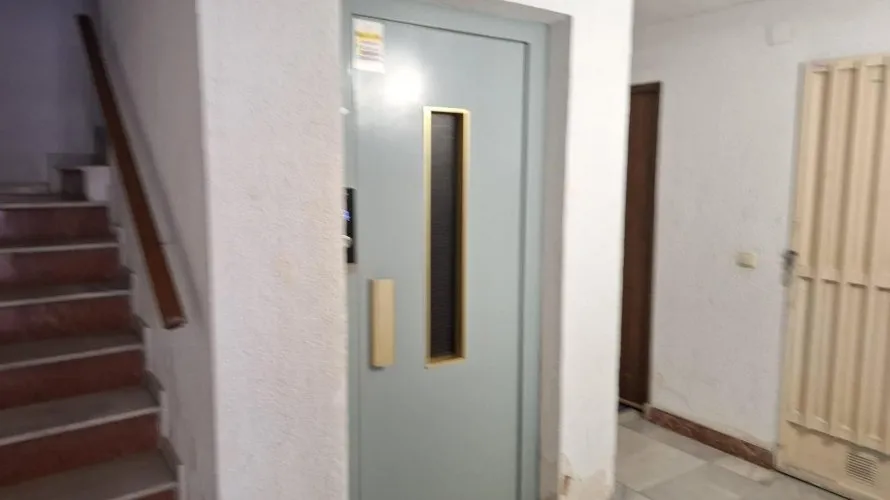 Apartamento de 1 dormitorio en Torrevieja, España No. 433
