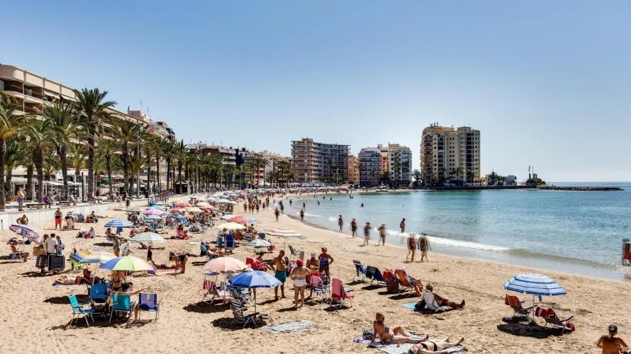 Ático de 2 dormitorios en Torrevieja, España No. 508