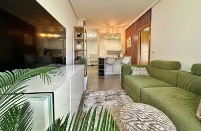 Apartamento de 1 dormitorio en Torrevieja, España No. 387