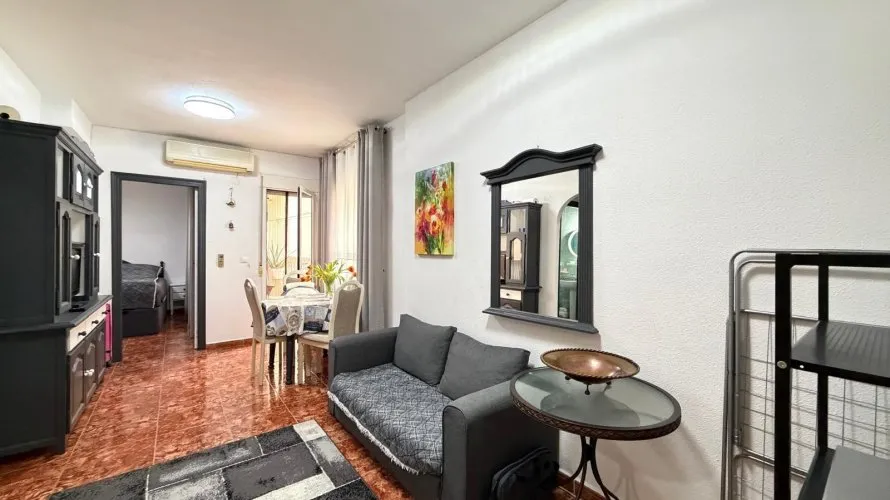 Apartamento de 1 dormitorio en Torrevieja, España No. 434 № 24