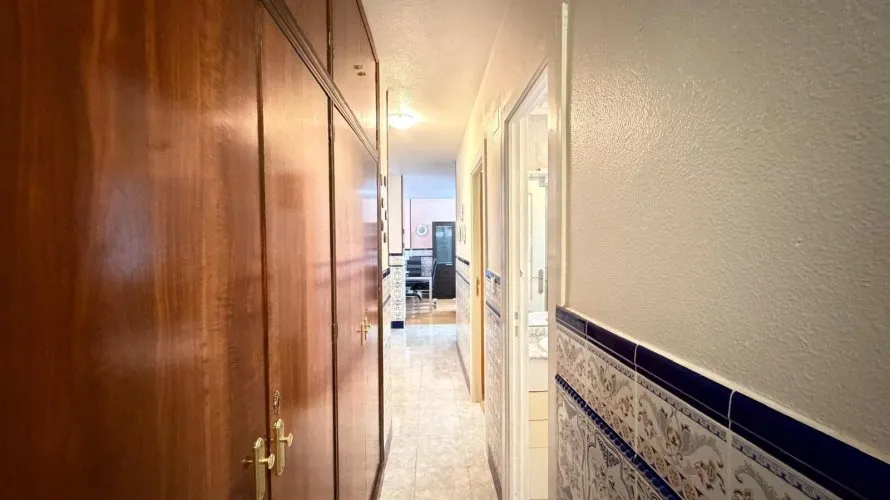 Apartamento de 1 dormitorio en Torrevieja, España No. 408 № 21