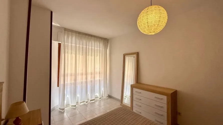 Apartamento de 2 dormitorios en Torrevieja, España No. 495 № 21