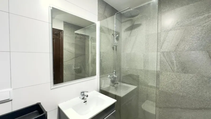 Apartamento de 2 dormitorios en Torrevieja, España No. 437 № 16