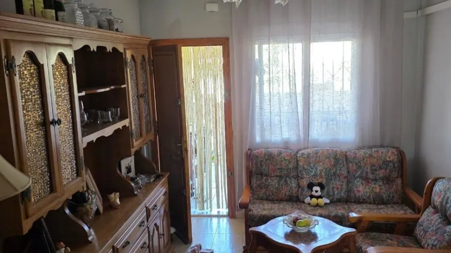 Сasa de 2 dormitorios en Torrevieja, España No. 432 № 19
