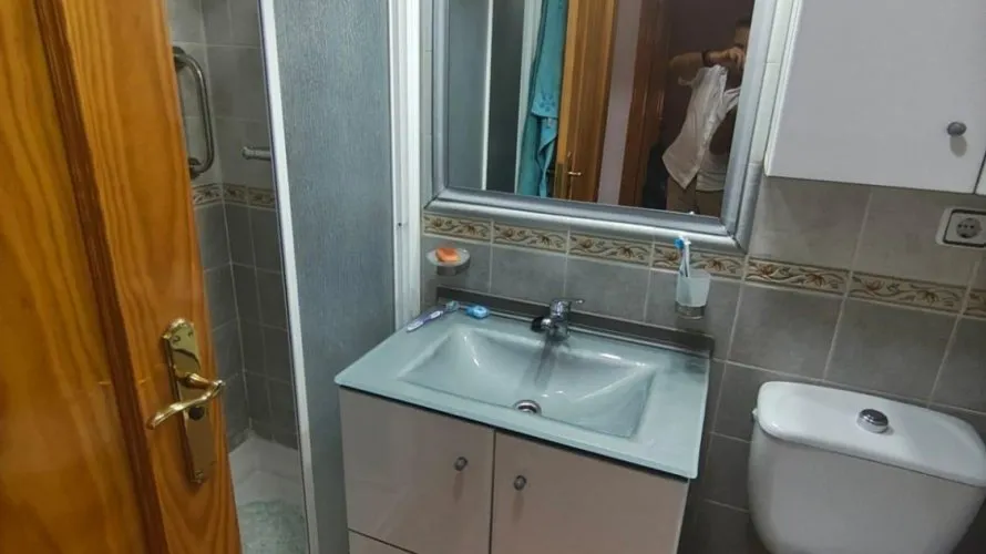 Bungalow de 2 dormitorios en Torrevieja, España No. 401 № 3