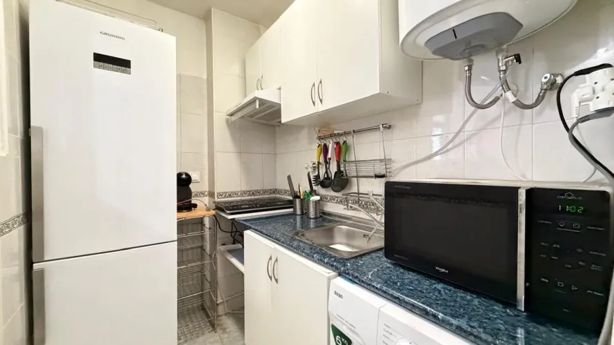 Apartamento de 1 dormitorio en Torrevieja, España No. 408 № 5