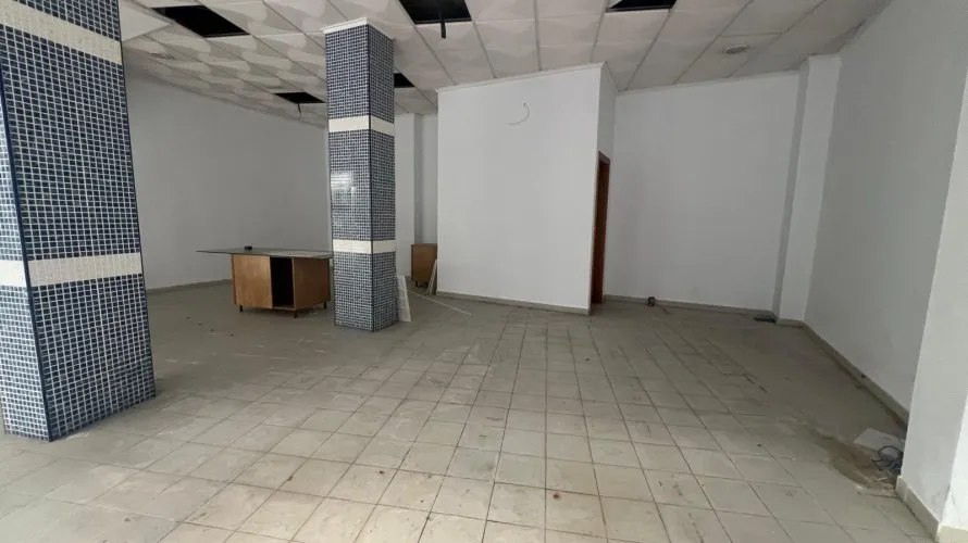 Propiedad comercial de 100m² en Torrevieja, España No. 506 № 5
