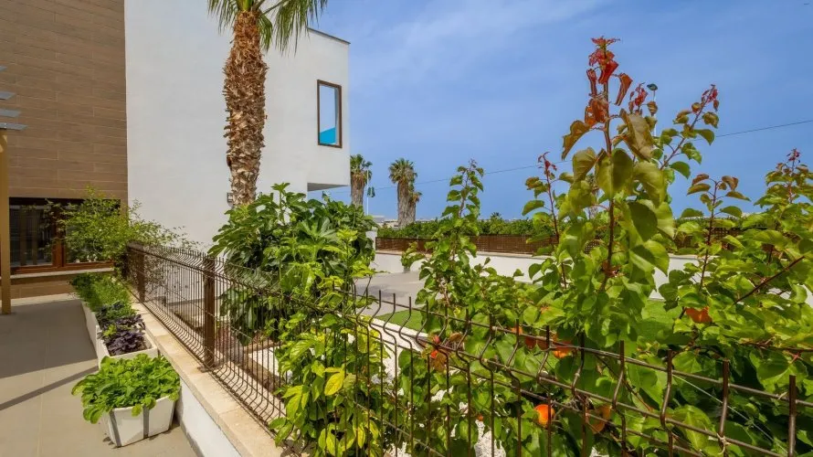 Сasa de 107m² en Torrevieja, España No. 355 № 26