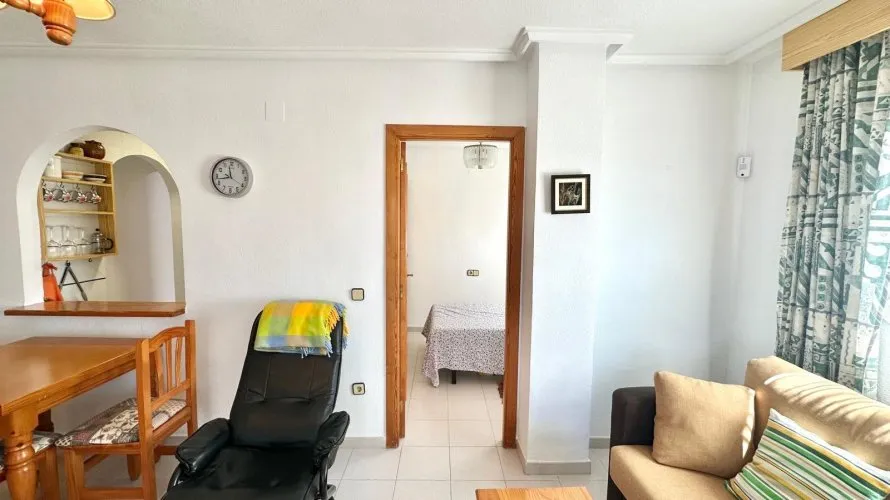 Ático de 2 dormitorios en Torrevieja, España No. 482 № 5
