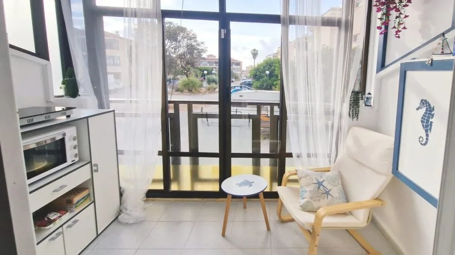 Apartamento de 24m² en Torrevieja, España No. 534 № 2