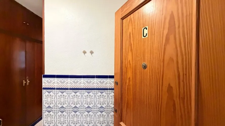 Apartamento de 1 dormitorio en Torrevieja, España No. 408 № 28