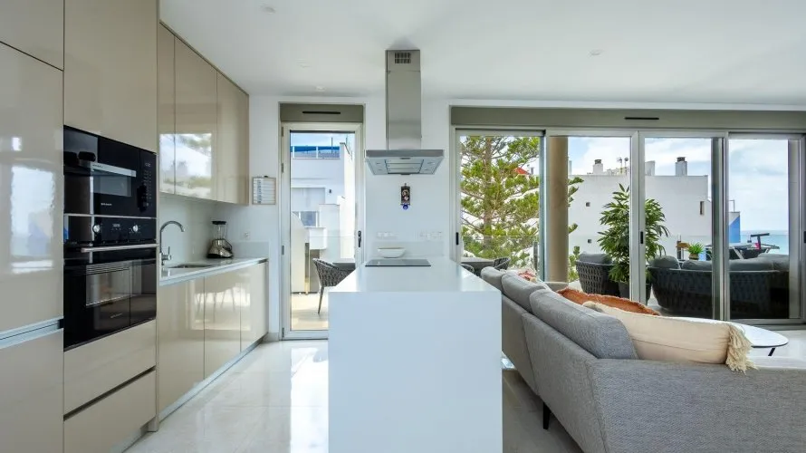 Apartamento de 129m² en Torrevieja, España No. 566 № 22