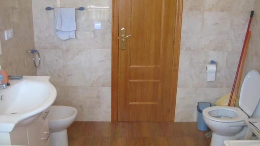 Apartamento de 2 dormitorios en Torrevieja, España No. 568 № 12