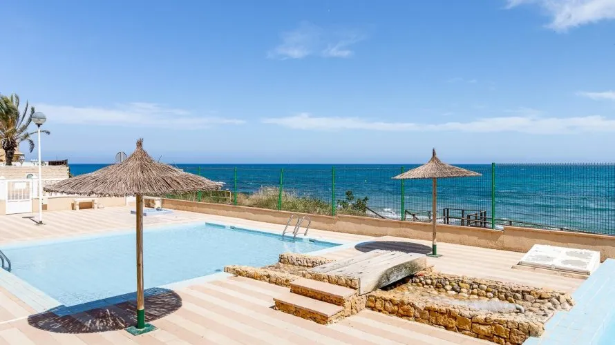 Apartamento de 70m² en Torrevieja, España No. 562 № 5
