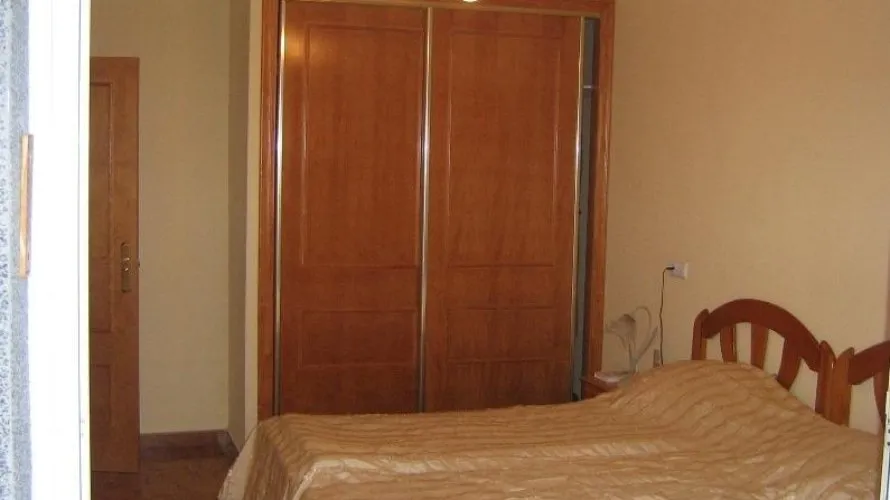 Apartamento de 2 dormitorios en Torrevieja, España No. 568