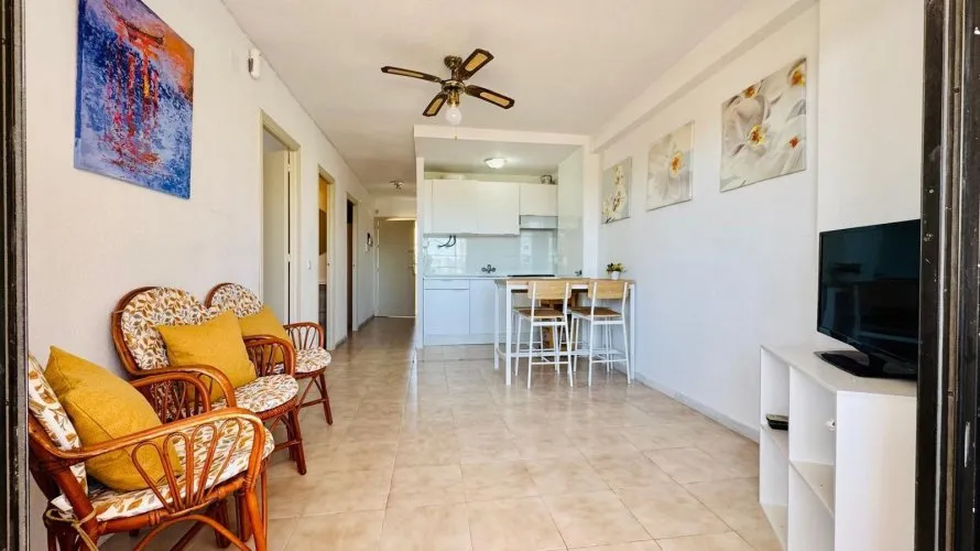 Apartamento de 80m² en Torrevieja, España No. 597 № 6